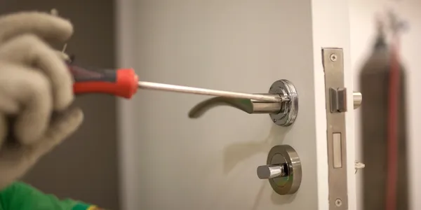 İstanbul Çelik Kapı Tamiri ve Servisi | Karaboğa 0530 842 39 38